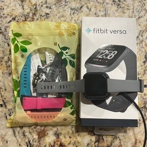 Fitbit Versa Smart Watch